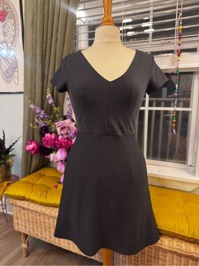 LOFT Gray Short-Sleeve V-Neck Mini Dress
